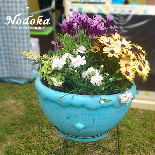 顔がついた植木鉢